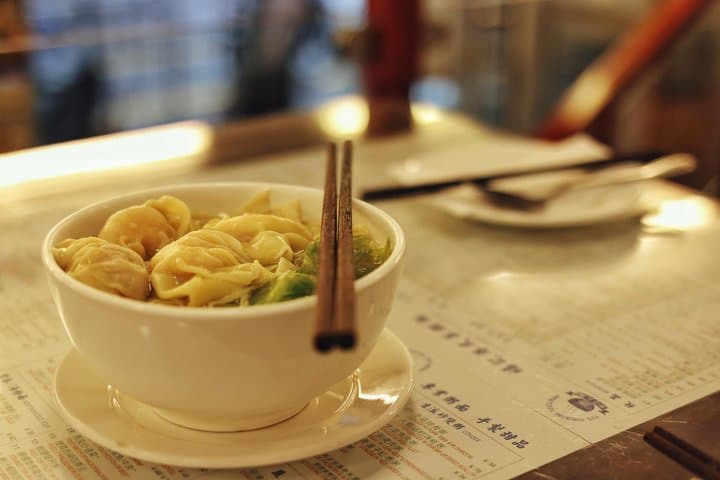 Secret Noodle and Wonton Alley Tour in Shanghai's French Concession