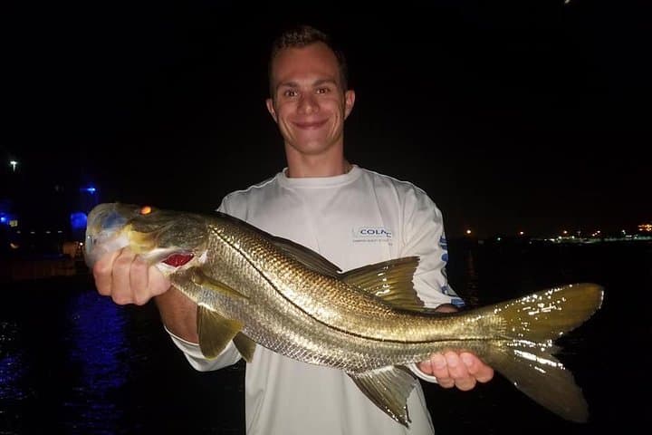 Night Fishing in Biscayne Bay: Miami Charters Under the City Lights