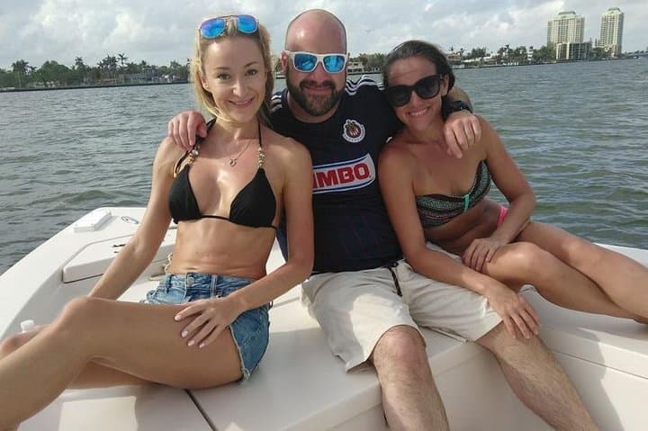 Miami Inshore Fishing Charters: Biscayne Bay Flats & Downtown Views photo 2