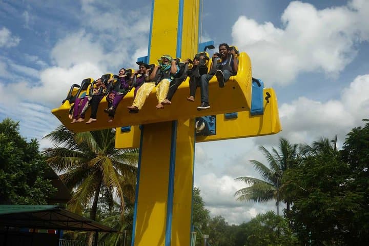 Leisure World Colombo: One-Day Water Park & Amusement Park with Transfer photo 3