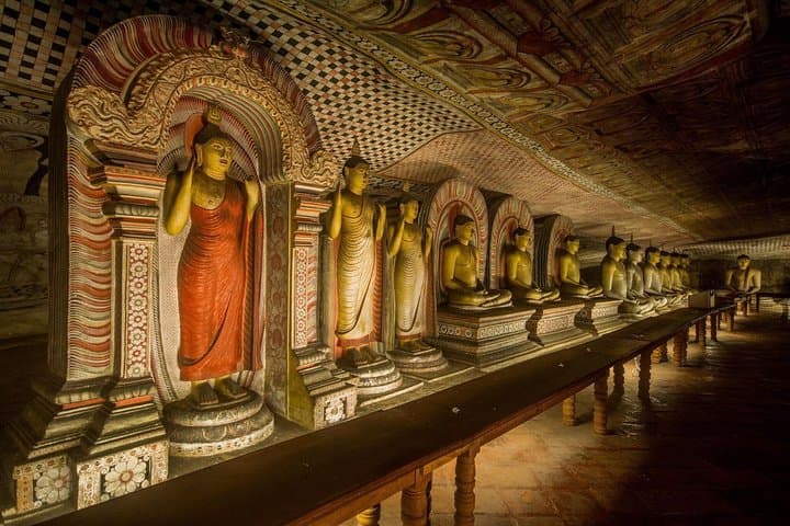 Climb Sigiriya and Explore Dambulla: Private Day Tour from Colombo photo 2