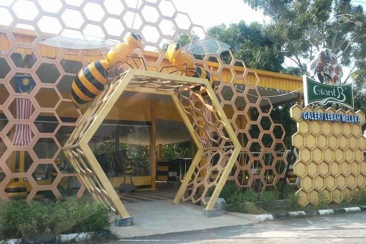 Melaka Ayer Keroh Gardens, Museums & Zoo Day Tour from Kuala Lumpur photo 6