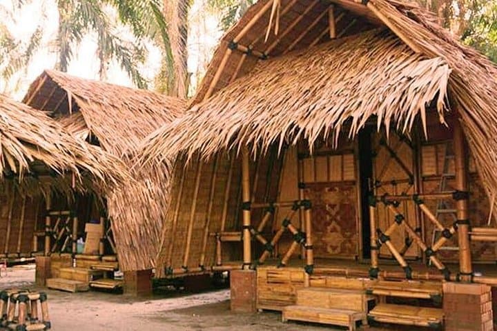 Stay at Gendui Chalet, Tadom Hill Resort: Diving Platform, Water Swing & Tarzan Swing photo 1