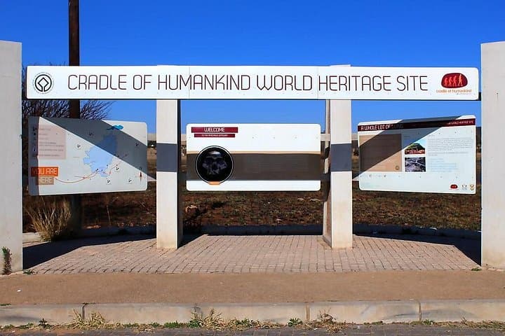Exploring the Cradle of Humankind: Sterkfontein Caves & Maropeng Day Tour photo 3
