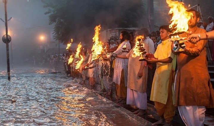 Haridwar and Rishikesh Day Trip from Delhi: Private Car, Ganga Aarti & Sacred Ghats photo 2