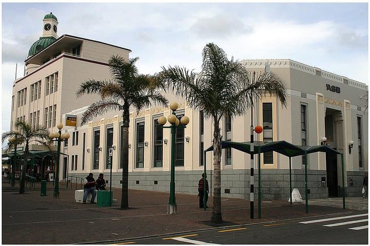 Napier Art Deco & Premium Wineries: Half-Day Shore Excursion in Hawke's Bay photo 2