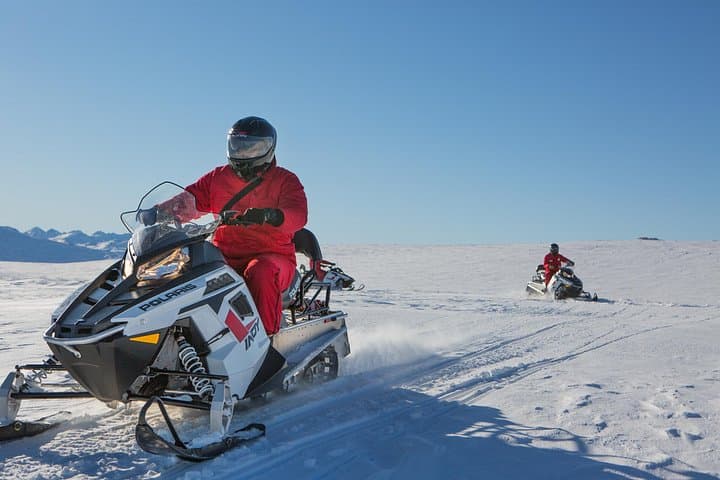 Heli-Snowmobiling on the Garvie Plateau: Queenstown's Exclusive Backcountry Ride photo 1