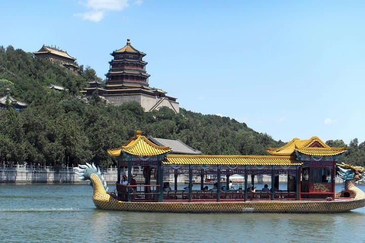 Mutianyu Great Wall & Summer Palace Private Day Tour from Beijing (Optional Acrobatic Show)