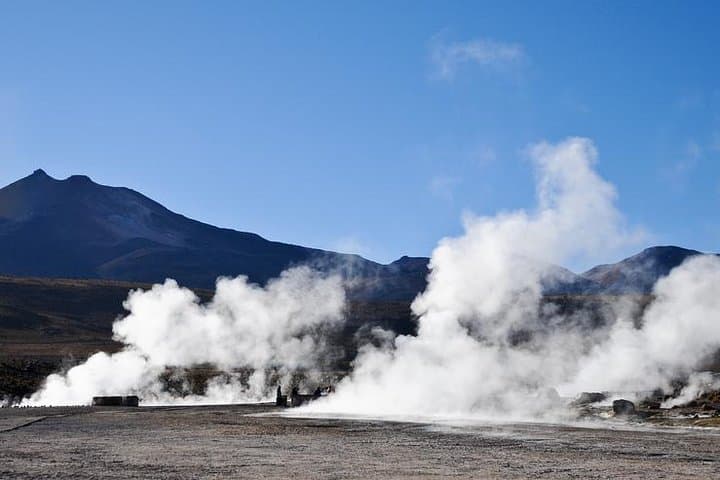 Atacama Express: 2-Day Moon Valley & Tatio Geysers Tour from Calama photo 4