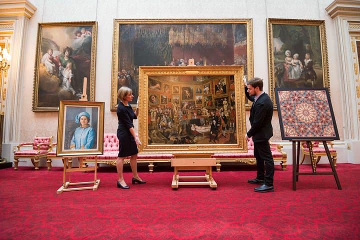 Buckingham Palace Afternoon Tea Bus Tour: State Rooms Entry & London Sightseeing photo 6