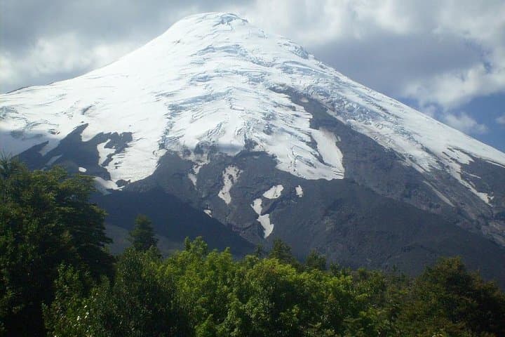 Full-Day Osorno Volcano and Petrohué Falls Tour from Puerto Varas photo 3