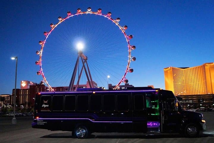 Las Vegas Strip Photo Tour with Celebrity Impersonator photo 2