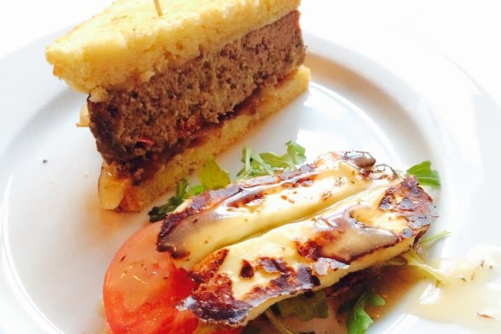 Fells Point Food Tour: 3.5-Hour Historic Walking Tasting in Baltimore