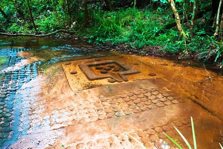 Phnom Kulen Waterfall & 1000 Lingas River: Private Day Tour from Siem Reap photo 2