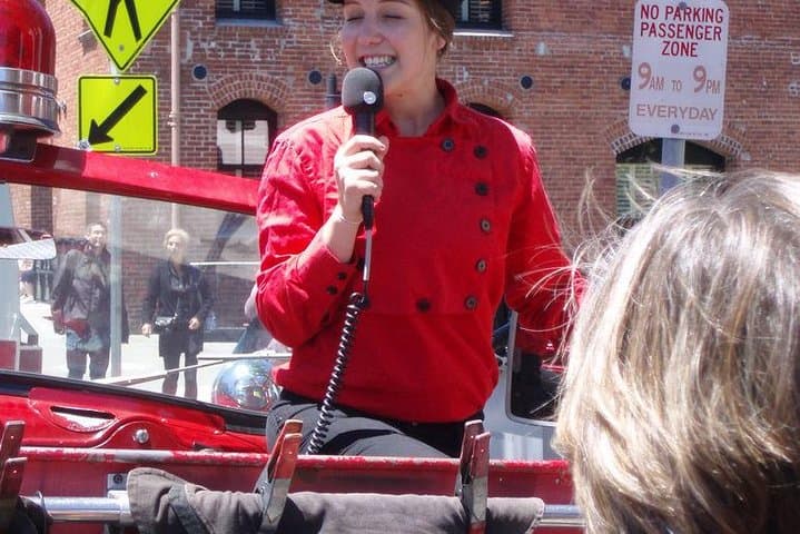 Vintage Fire Engine Holiday Lights Tour in San Francisco photo 5