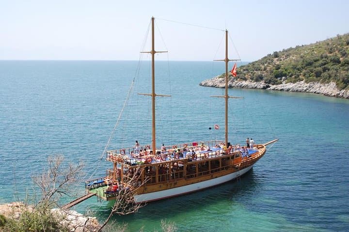Kusadasi National Park Boat Tour: Full-Day Aegean Swim & Snorkel with Lunch