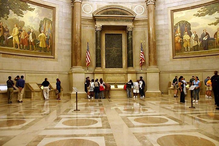 National Archives Skip-the-Line Guided Tour — See the Declaration & Constitution photo 2