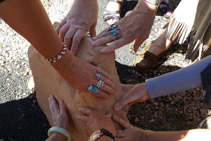 Sedona Medicine Wheel Private 4-Hour Vortex Journey — Ceremony, Culture & Practical Guide