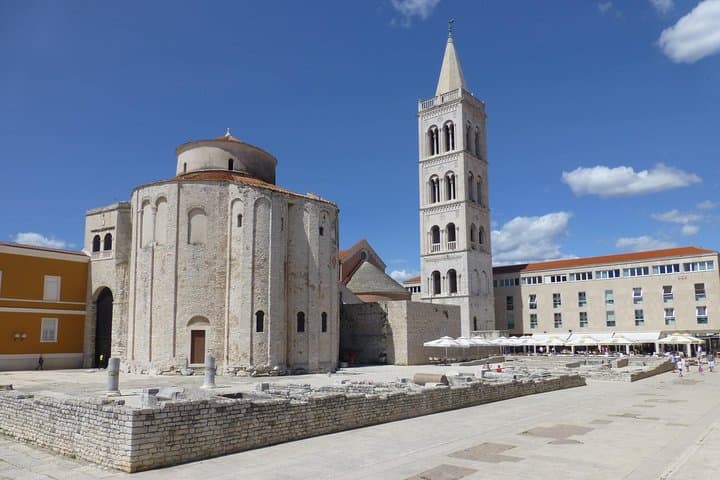 Private Plitvice Lakes Tour: Zagreb to Zadar Transfer with Skip-the-Line Access photo 4