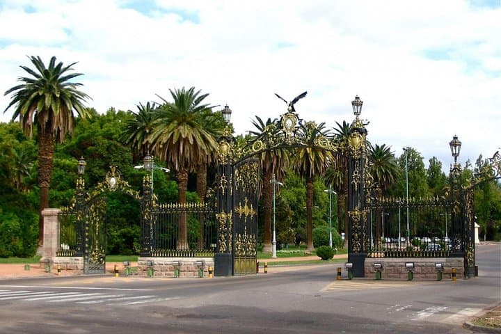 Mendoza Half-Day City Tour — Ruins, Roses & Cerro de la Gloria Views photo 4