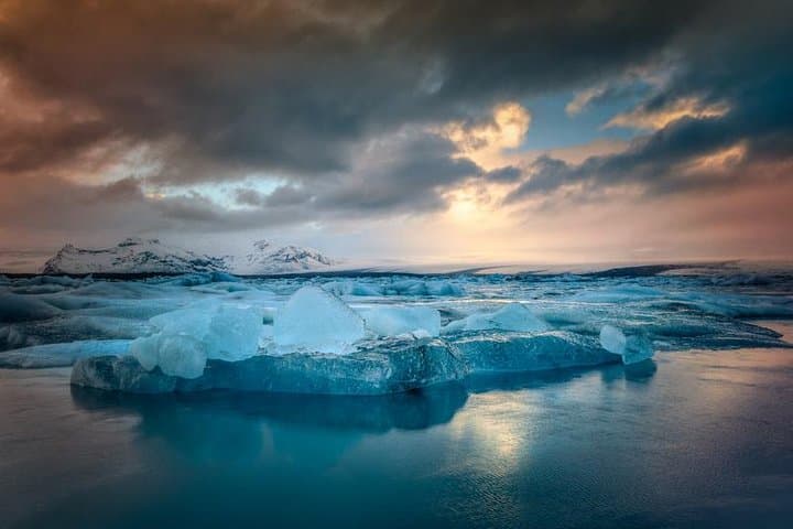 8-Day Northern Lights Exploration from Reykjavík: Golden Circle, Glaciers & Jökulsárlón photo 2