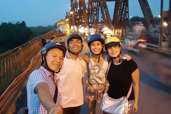 Hanoi Private Motorbike Sightseeing & Street Food Tour (4-hour) photo 2