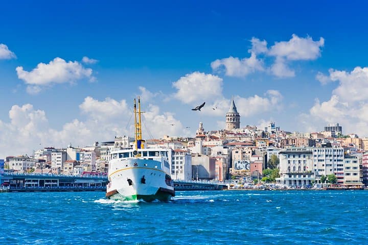 Two Continents: Bosphorus Cruise, Spice Bazaar & Beylerbeyi Palace Day Tour in Istanbul photo 2