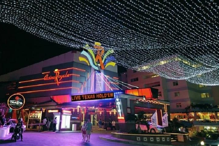 Private Custom St Maarten Nightlife Tour — Grand Case After-Dark Guide