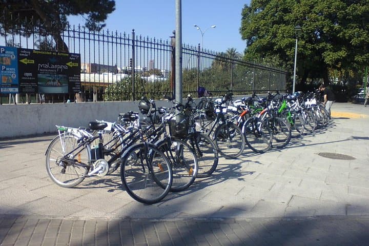 Seville Electric Bike Rental — 6-Hour E-Bike City Ride