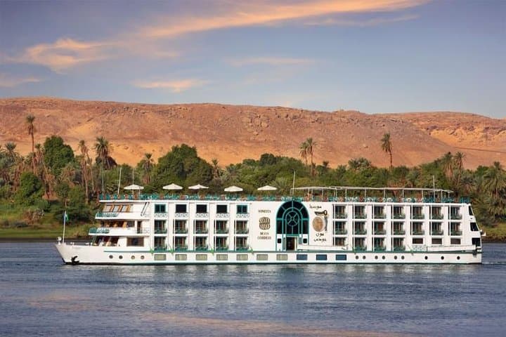 Luxury 4-Day Nile Cruise from Aswan to Luxor — Private Private Tour photo 1