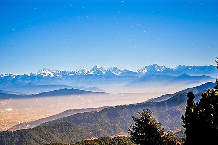 Chandragiri Hill Cable Car & Summit Day Tour: Kathmandu Viewpoint and Valeshwar Temple