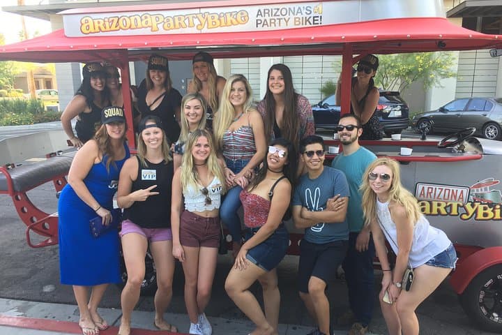 Pedal Bar Crawl Downtown Phoenix: Party Bike Pub Crawl Through Roosevelt Row