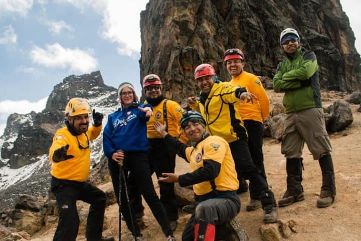 Iztaccihuatl Volcano Hike from Mexico City — Paso de Cortés Trek with an Alpinist photo 2