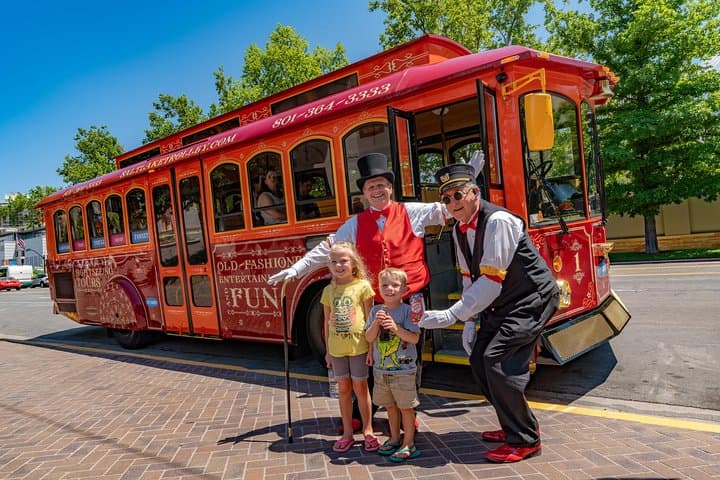 Salt Lake City Trolley Tour: Live Theatrical Sightseeing with Three Performers