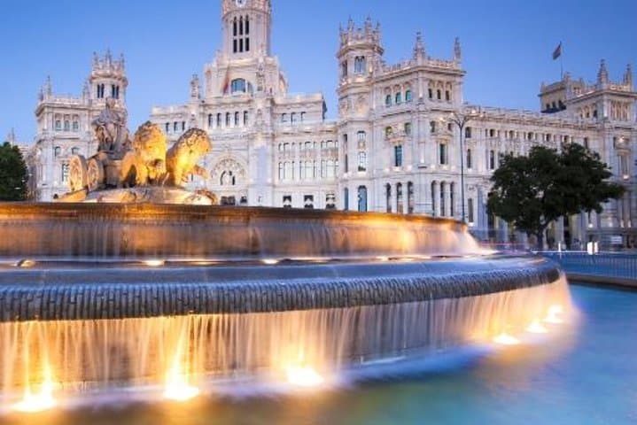 Private 3-Hour Madrid City Tour by Car — Customized Sightseeing Drive photo 2