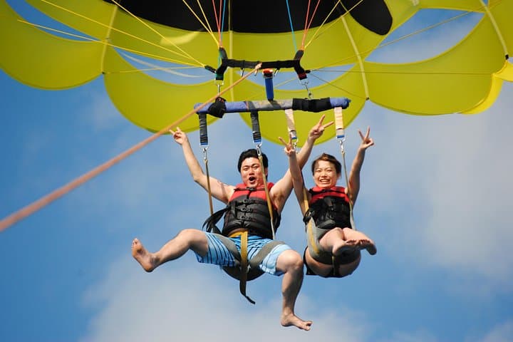 Maunalua Bay Parasailing: 600–800ft Hawaii Kai High-Flyer Adventure