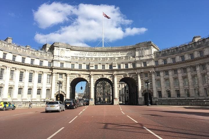 Walk in The Crown's Footsteps: Private The Crown Walking Tour of London photo 2