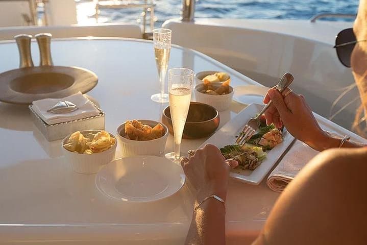 Ko Olina Yacht Sunset Cruise: Small-Group Luxury on Oahu photo 4