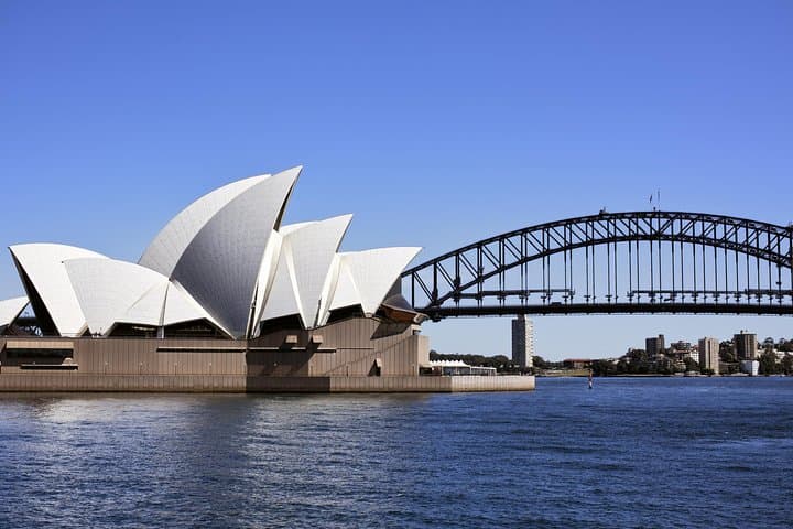 Christmas Day Lunch Cruise on Sydney Harbour — 3‑Hour Festive Harbour Lunch photo 2