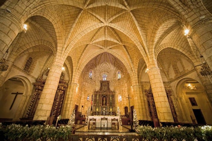 Santo Domingo Day Tour from Punta Cana — Colonial Zone, Cathedral & Columbus Lighthouse photo 2