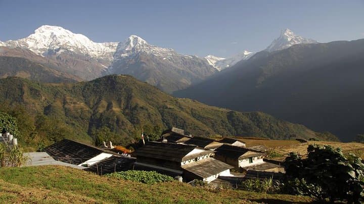 Ghorepani–Ghandruk Trek: Poon Hill Sunrise & Annapurna Ridge Views photo 2