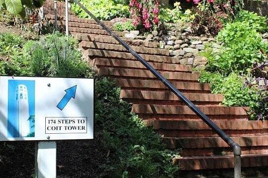 San Francisco Urban Hike: Coit Tower, Lombard Street & North Beach Steps Tour photo 2