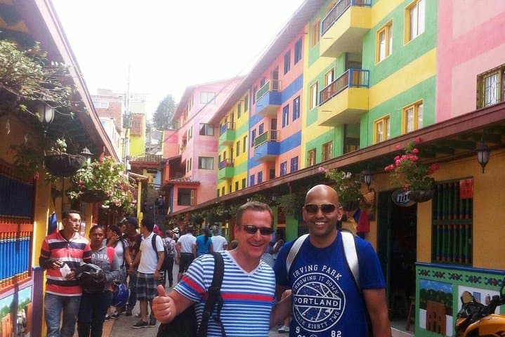 Climb La Piedra and Wander Guatapé: Full-Day Tour from Medellín photo 2