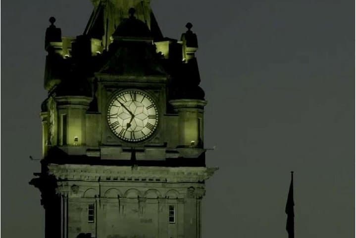 Edinburgh Nighttime Ghost Tour (Italian Guide) — 2-Hour Old Town Walk photo 2