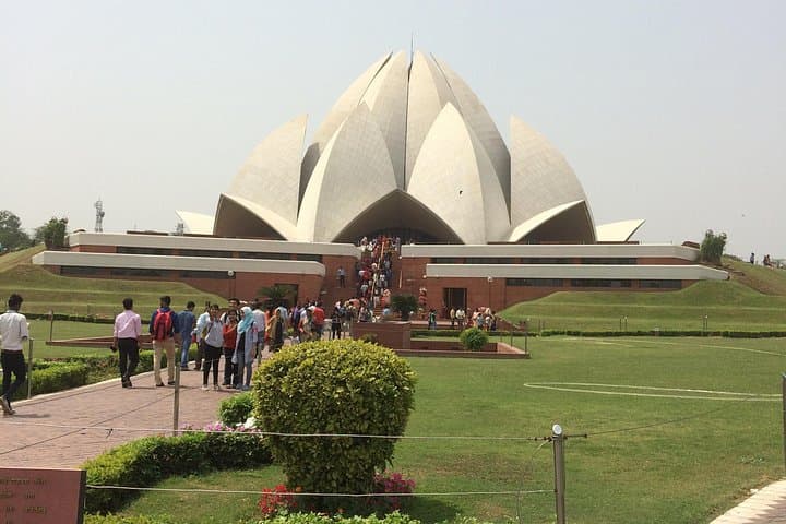 Private Full-Day Delhi City Tour: Explore Old and New Delhi Highlights photo 2
