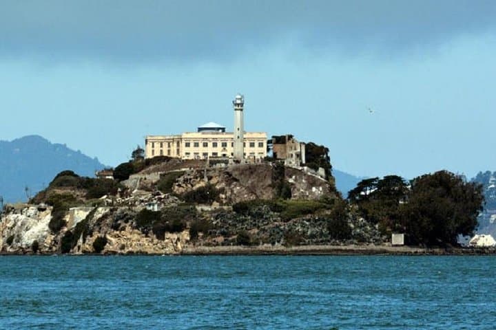 Alcatraz and Fisherman's Wharf Bike Rental: Same-Day Combo Guide photo 2