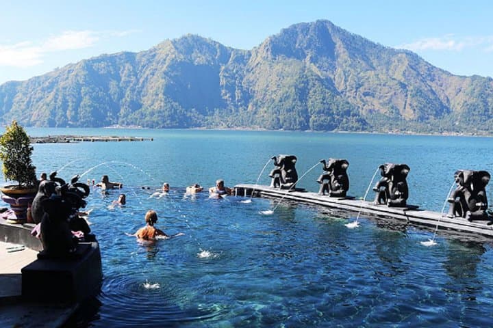 3-Day Private Bali Tour: Ubud, South Coast & East Bali Highlights photo 1