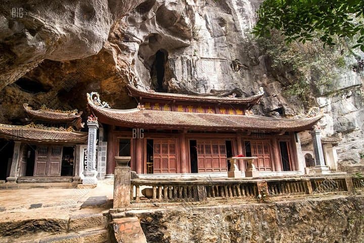Trang An & Bich Dong: Day Cycling and Boat Tour from Hanoi to Ninh Binh photo 3
