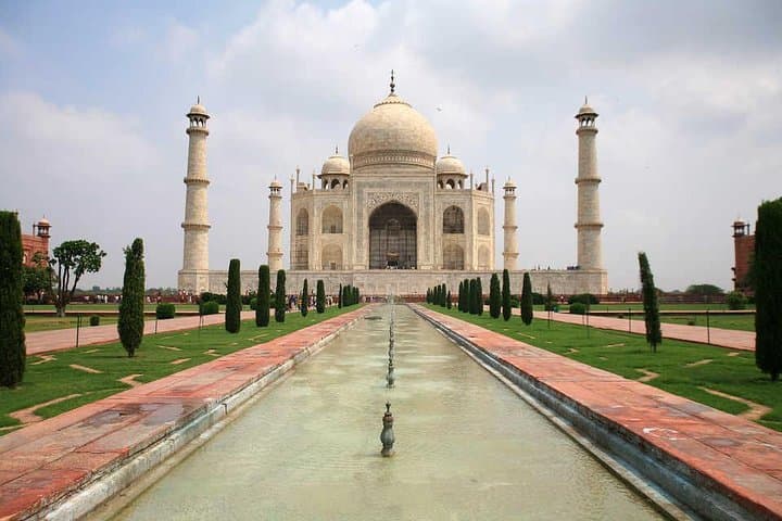 Gatimaan Express Day Trip: Taj Mahal & Agra Fort from Delhi photo 2