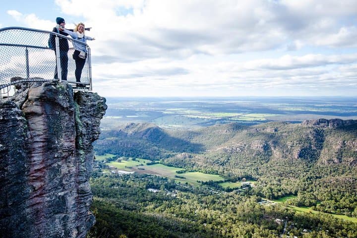 3-Day Melbourne to Adelaide: Great Ocean Road & Grampians Small-Group Tour
